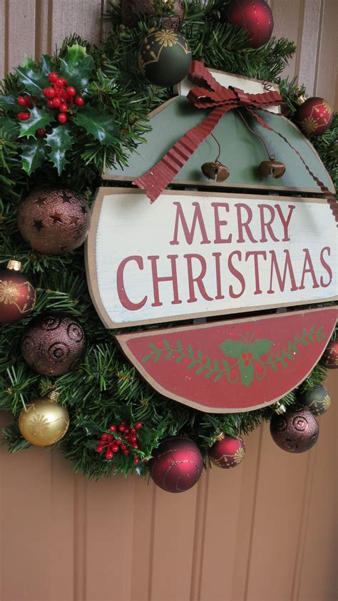 Wooden Christmas Wreaths and Signs